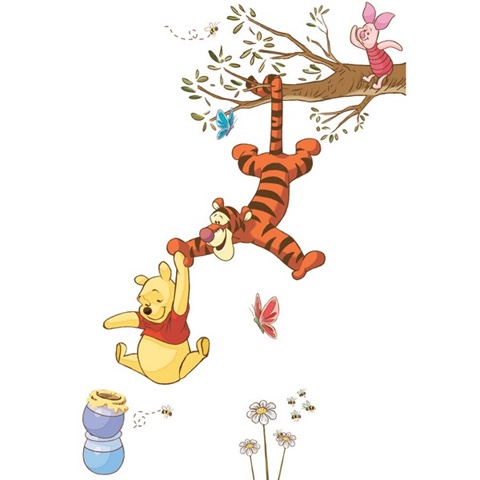 Winnie the Pooh Swinging for Honey