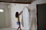 prep-walls-with-shellac-before-hanging--mqwh.jpg
